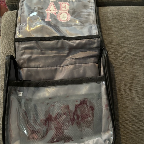 Thirty One Travel Accessories Bag - Picture 2 of 2